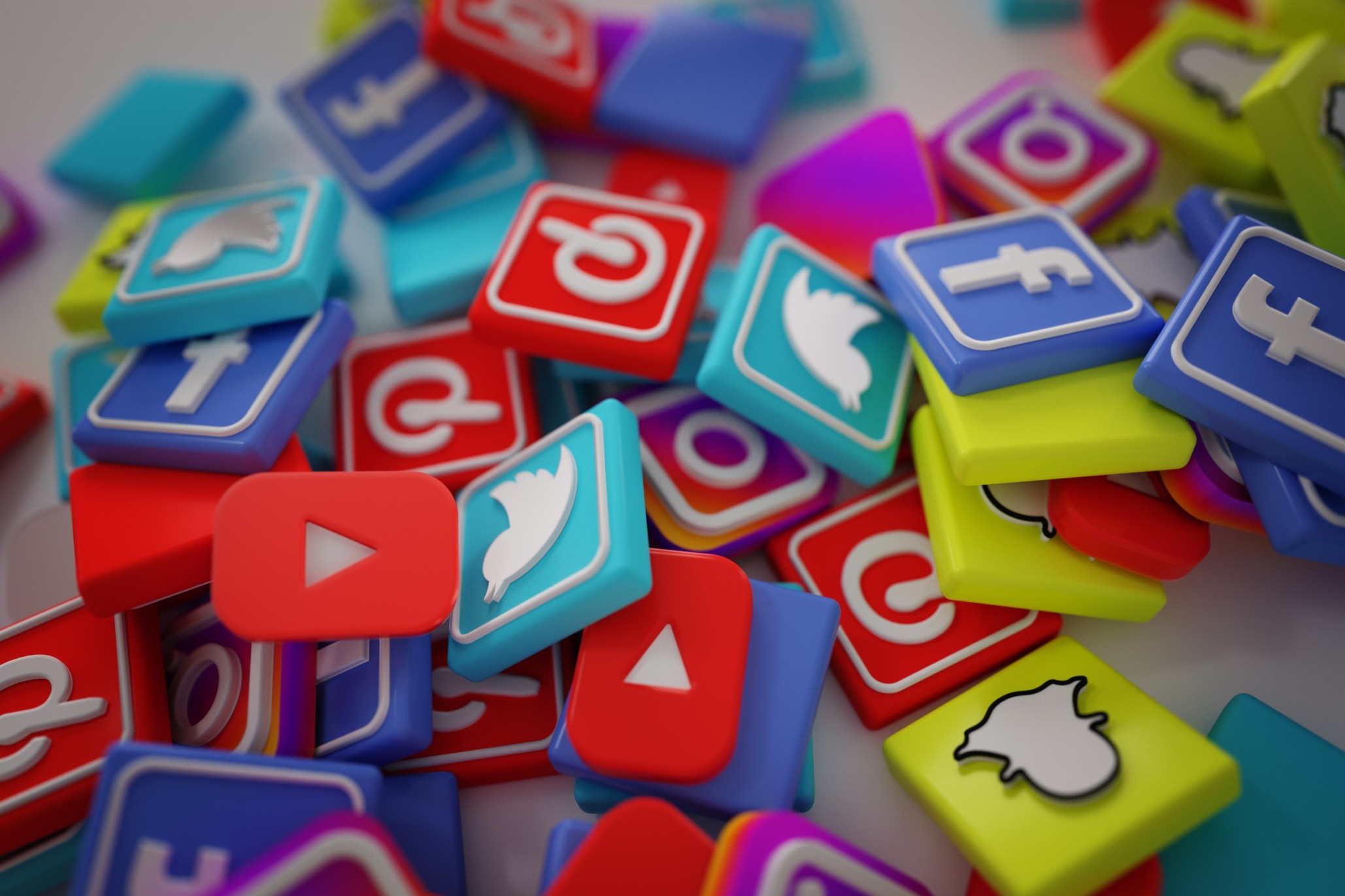 How Social Media Services Can Grow Your Business Online